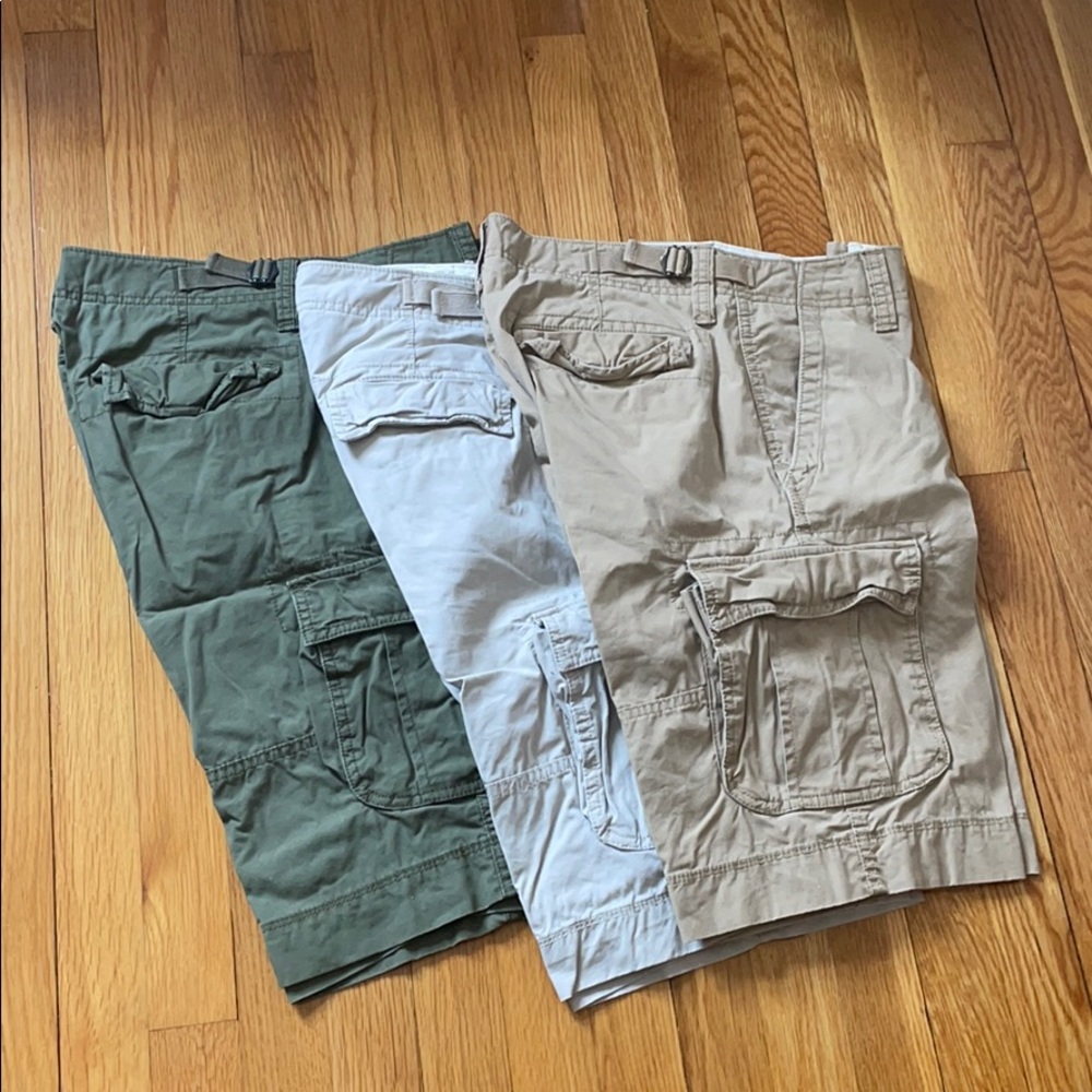 Gap Cargo shorts men’s size 29 bundle
